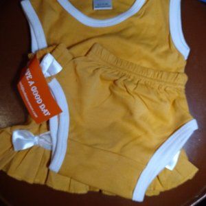 New baby clothes 0 to 18 months.
